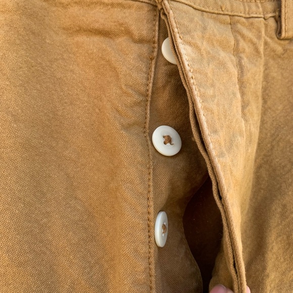 JESSE KAMM
ITEM: SAILOR CUT OFF SHORTS
COLOR: TOBACCO
SIZING: 14 - Picture 8 of 10